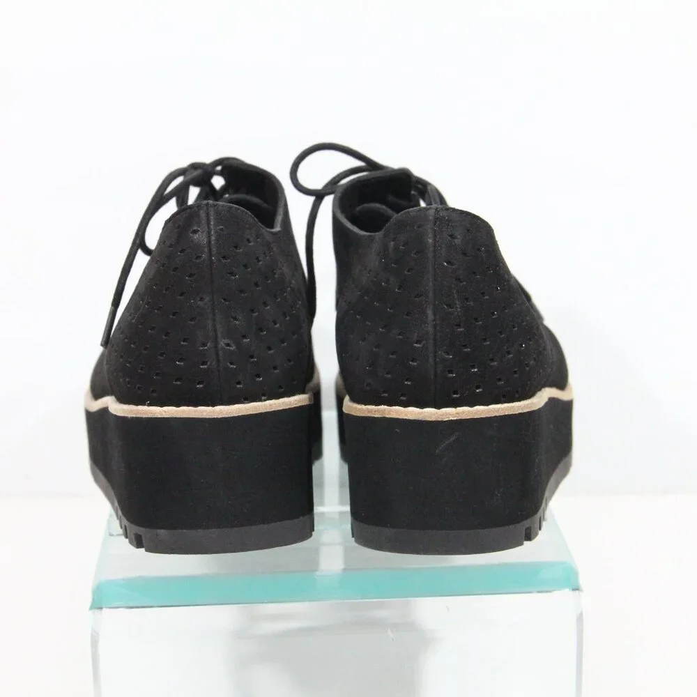 Eileen Fisher eileen fisher